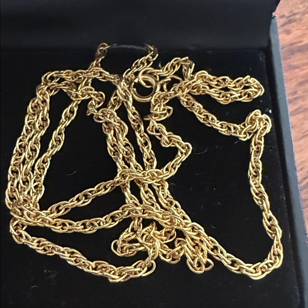 14kt Gold Filled Chain Necklace 24 inches long new never worn